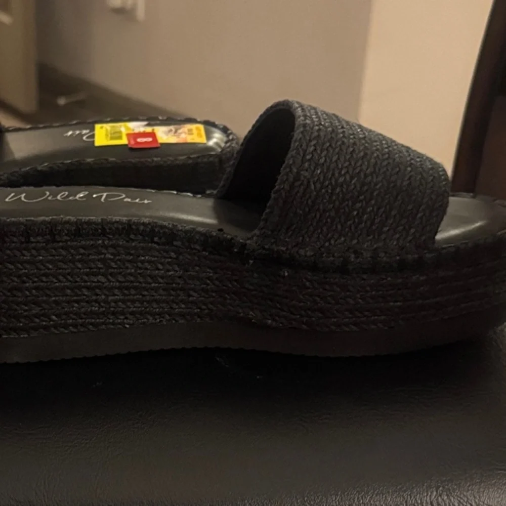 pairs footbed